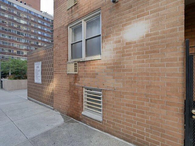 House image located at Dowagiac, MI 49047