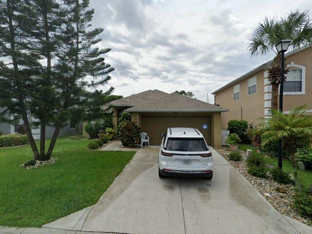 House image located at Fort Myers, FL 33912