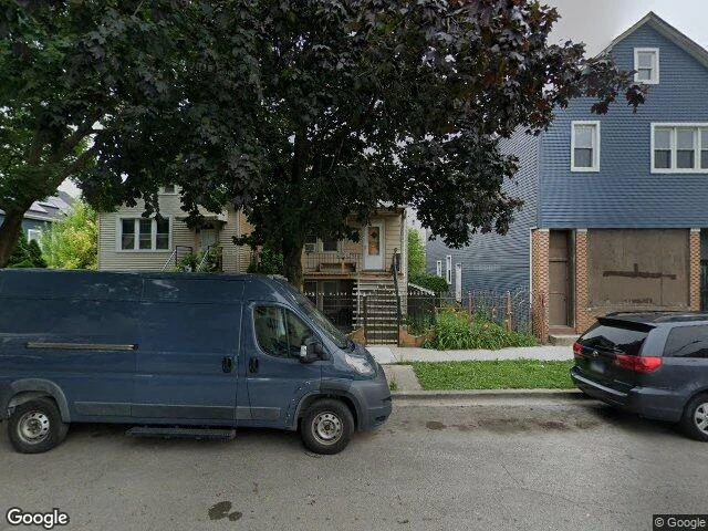 House image located at Chicago, IL 60609