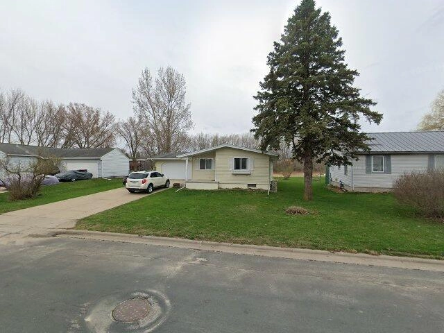 House image located at Eyota, MN 55934