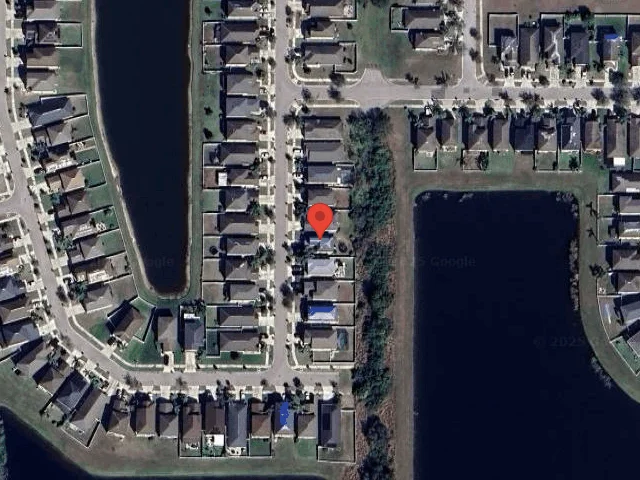 House image located at Ruskin, FL 33570