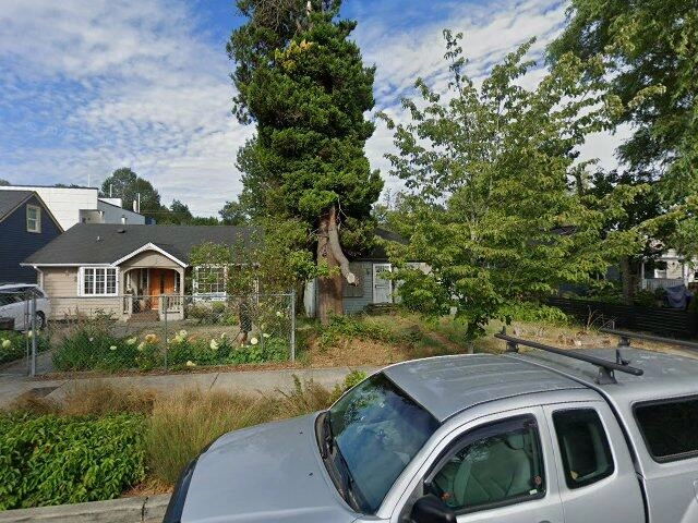 House image located at Seattle, WA 98106