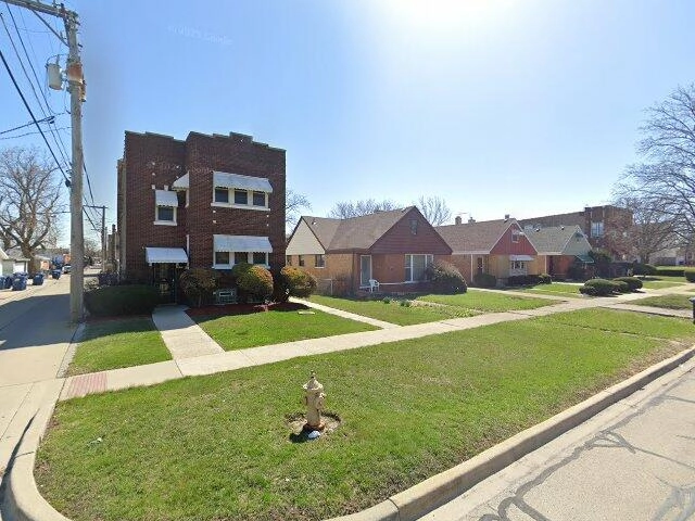 House image located at Maywood, IL 60153