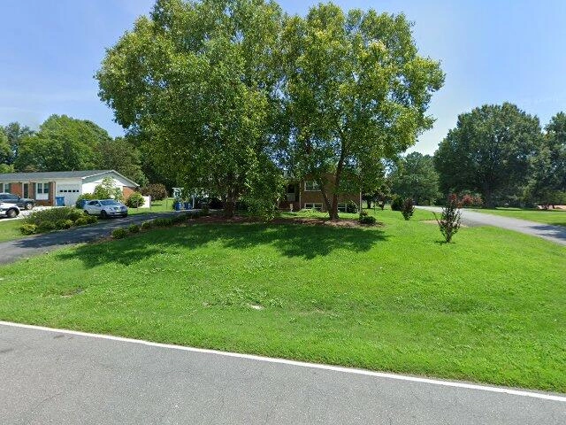 House image located at Newton, NC 28658