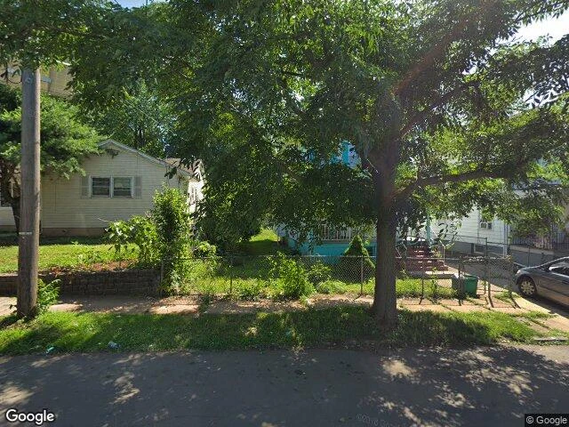 House image located at New Brunswick, NJ 08901