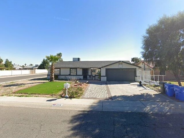 House image located at Phoenix, AZ 85033