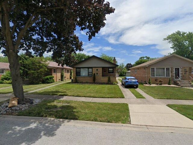 House image located at Dolton, IL 60419