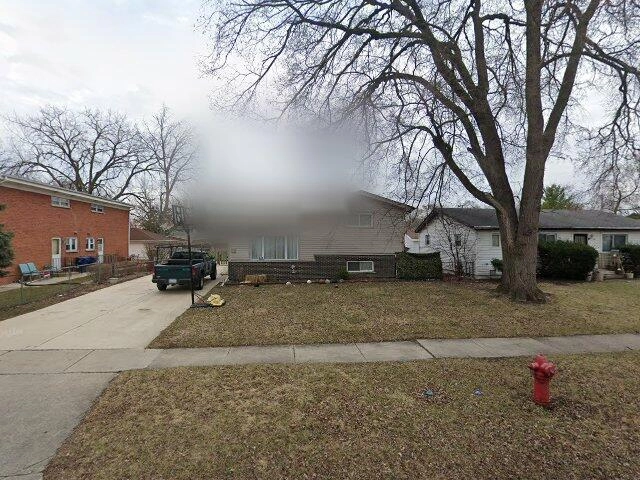 House image located at Villa Park, IL 60181