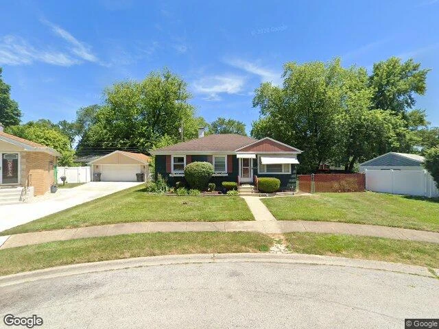 House image located at South Holland, IL 60473