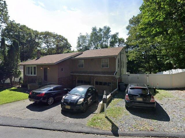 House image located at Hopatcong, NJ 07843