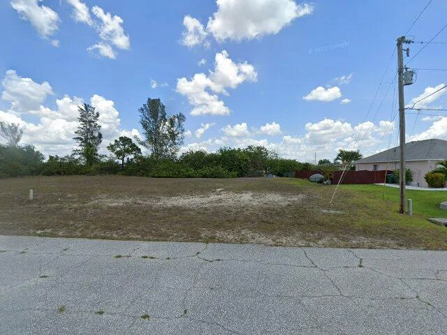 House image located at Cape Coral, FL 33909