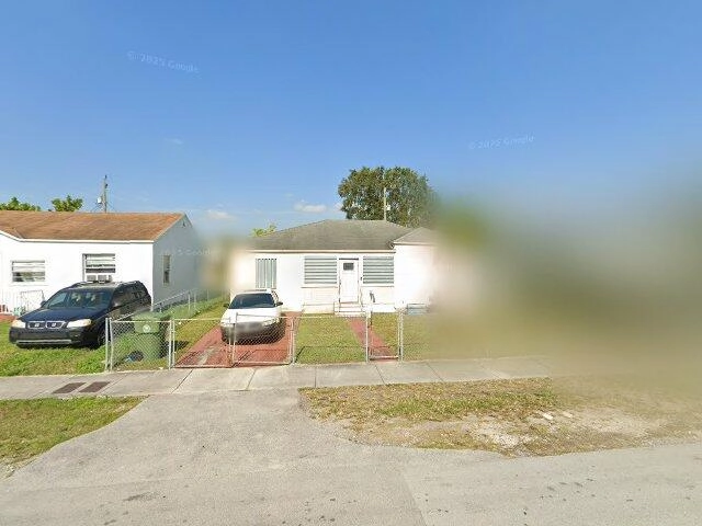 House image located at Miami, FL 33150