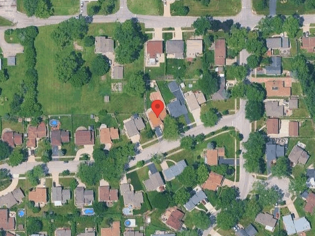 House image located at Addison, IL 60101