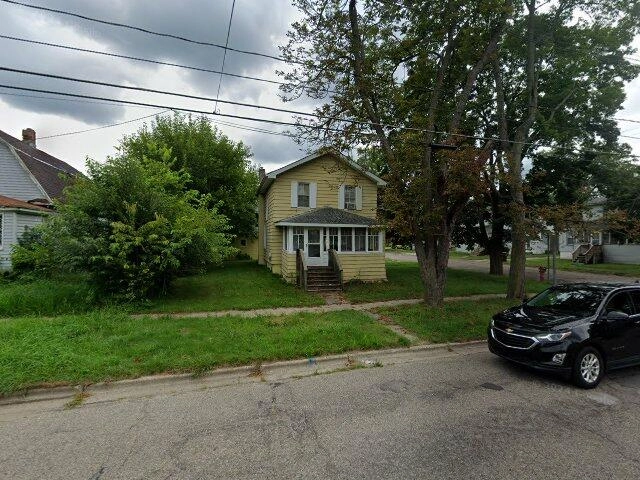 House image located at Albion, MI 49224