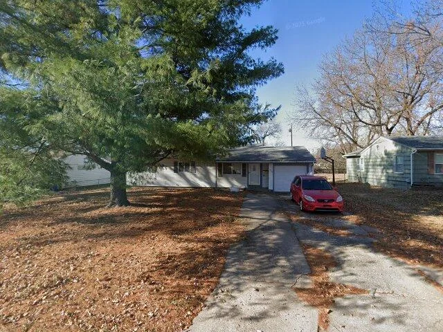 House image located at Kansas City, MO 64118