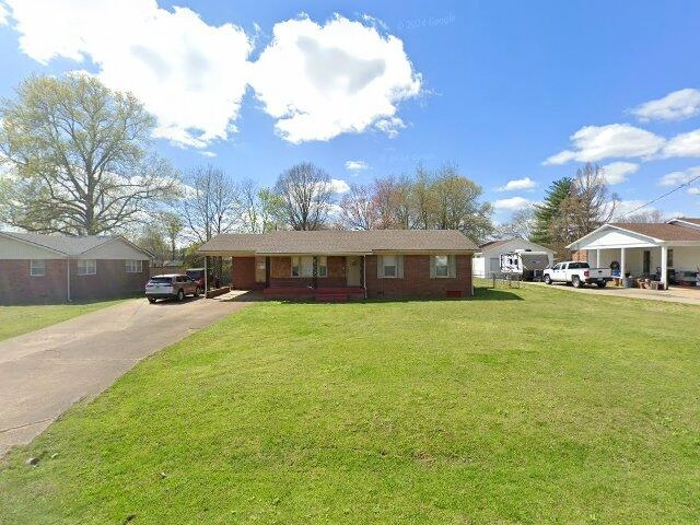 House image located at McKenzie, TN 38201