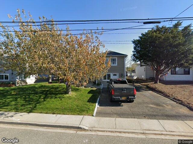 House image located at Island Park, NY 11558