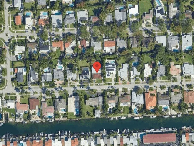 House image located at Miami, FL 33181