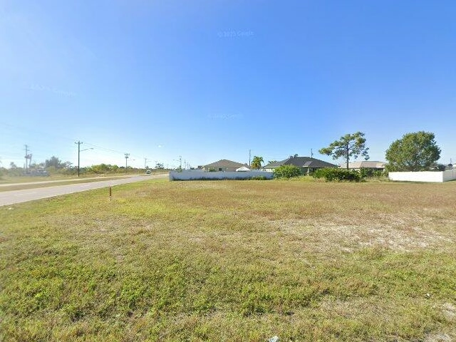 House image located at Cape Coral, FL 33993