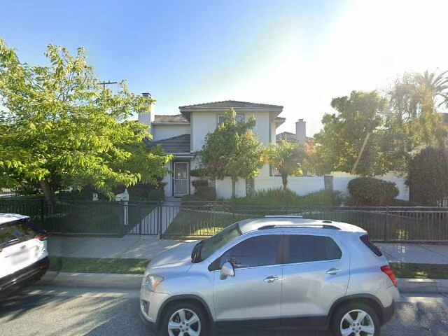 House image located at Lansing, MI 48912