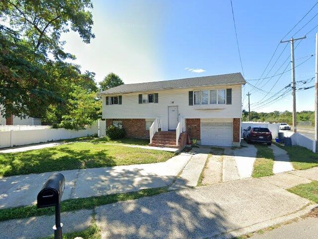 House image located at West Babylon, NY 11704
