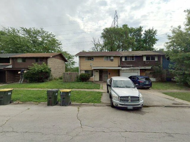 House image located at Riverdale, IL 60827