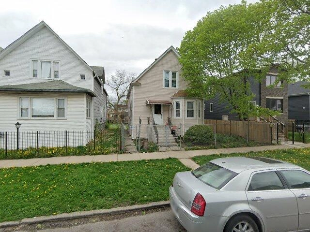 House image located at Chicago, IL 60651
