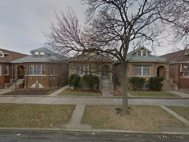 House image located at Chicago, IL 60620