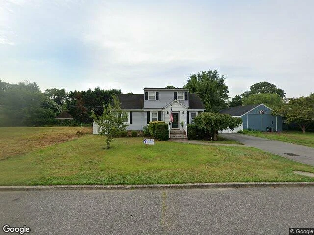 House image located at Smithtown, NY 11787