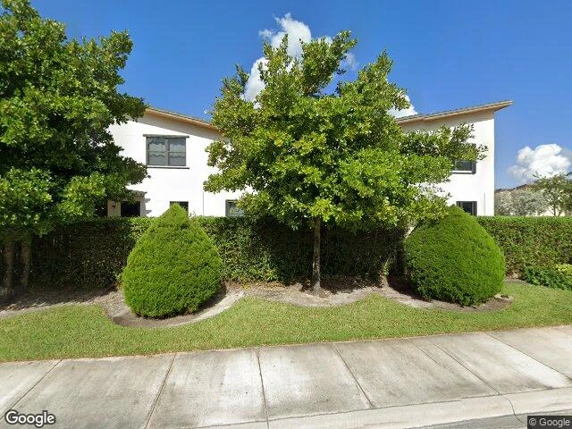 House image located at Miami, FL 33178