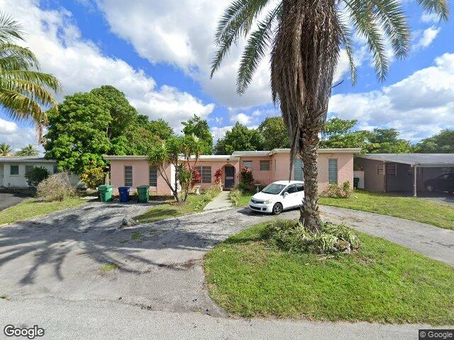 House image located at Miami, FL 33179