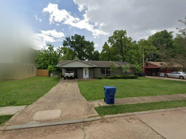 House image located at Alexandria, LA 71301