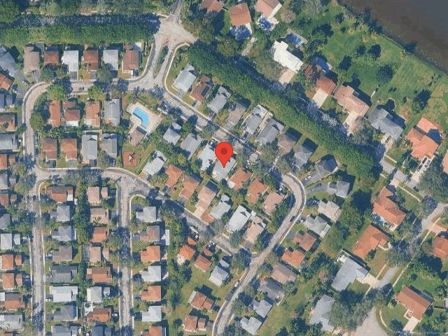 House image located at Hollywood, FL 33029