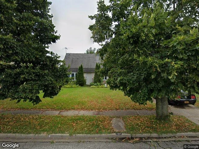 House image located at Levittown, NY 11756