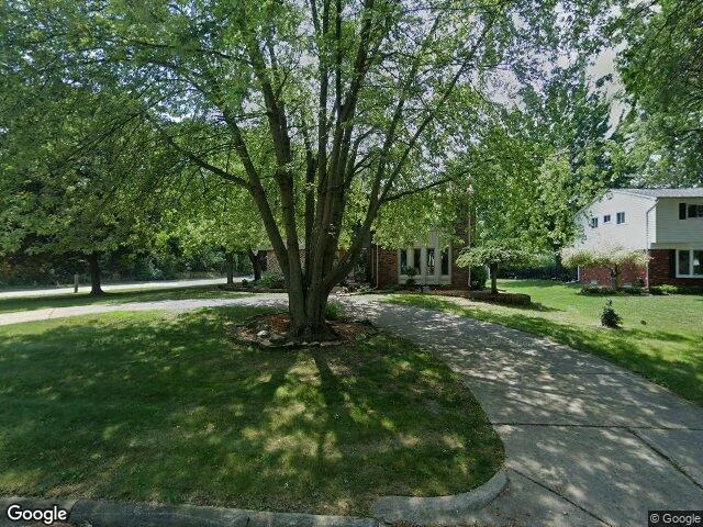 House image located at Grosse Ile, MI 48138