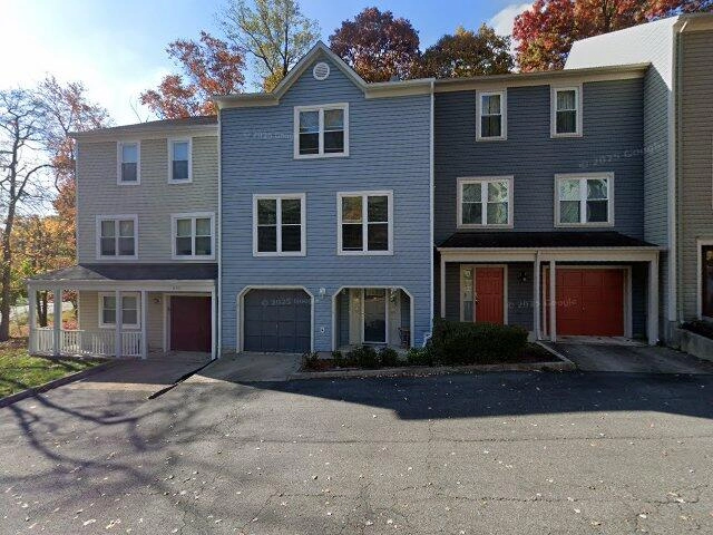 House image located at Alexandria, VA 22312