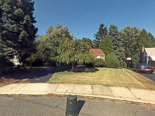 House image located at Broomall, PA 19008