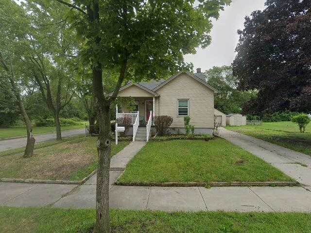 House image located at Dearborn Heights, MI 48125