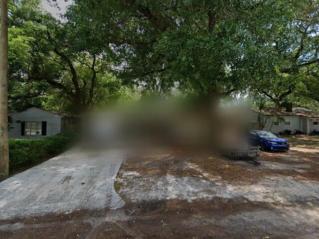 House image located at Tampa, FL 33612