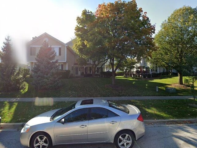 House image located at South Elgin, IL 60177
