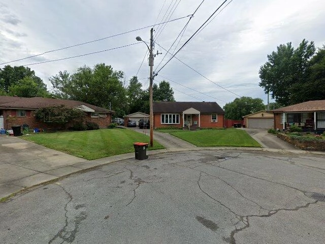 House image located at Louisville, KY 40216