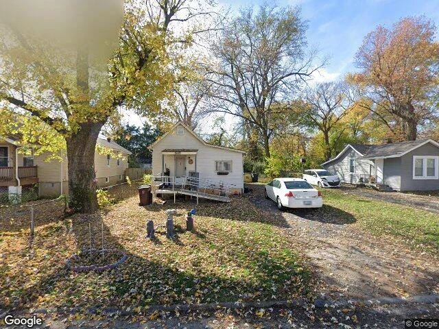House image located at Saint Louis, MO 63114