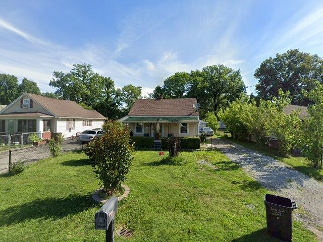 House image located at Louisville, KY 40216