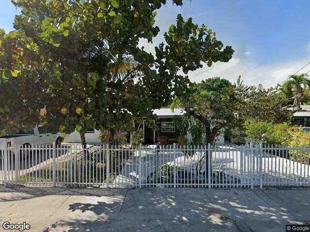 House image located at Miami, FL 33127