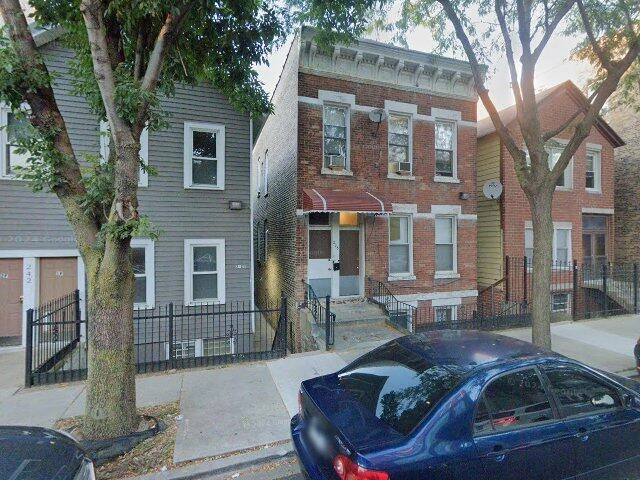 House image located at Chicago, IL 60616