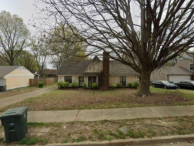 House image located at Memphis, TN 38141