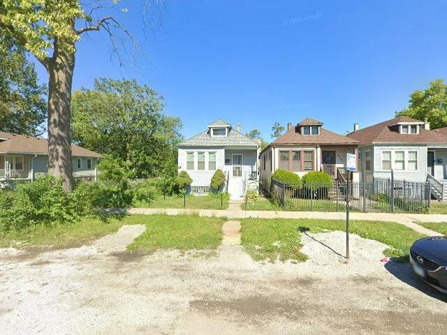 House image located at Chicago, IL 60643
