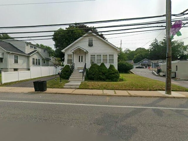 House image located at Haledon, NJ 07508