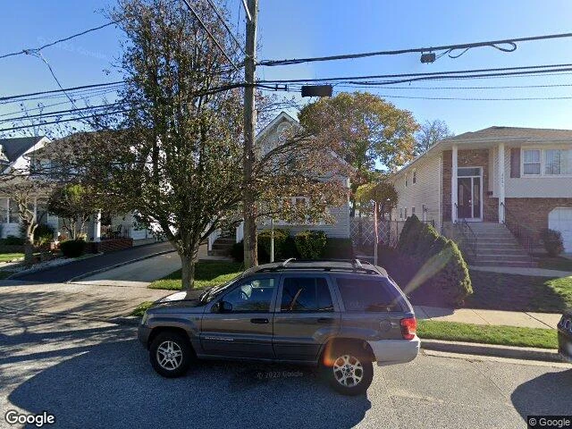 House image located at Oceanside, NY 11572