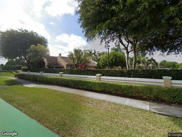 House image located at Miami, FL 33178